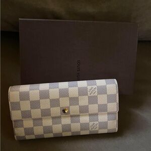 Louis Vuitton Damier Azur Sarah Wallet
